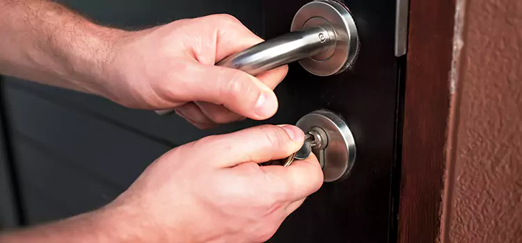Door Closer Repair & Installation Northampton